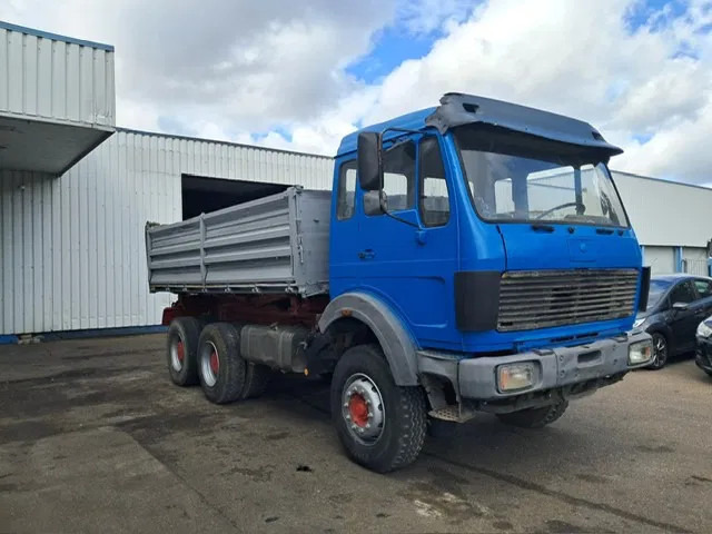 Mercedes-Benz SK 2635 , V8 , Bi Turbo , 6x4 , ZF Manual , 3 Way Tipper , Spring suspension - Camion benne: photos 5 Mercedes-Benz SK 2635 , V8 , Bi Turbo , 6x4 , ZF Manual , 3 Way Tipper , Spring suspension - Camion benne: photos 5