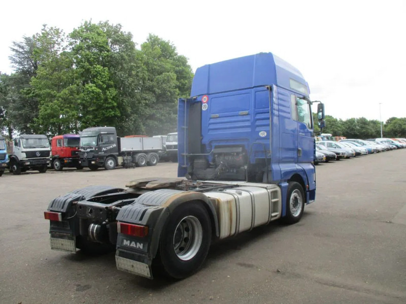 MAN TGA , FOR PARTS ONLY , NO ENGINE AND GEARBOX - Tracteur routier: photos 3 MAN TGA , FOR PARTS ONLY , NO ENGINE AND GEARBOX - Tracteur routier: photos 3