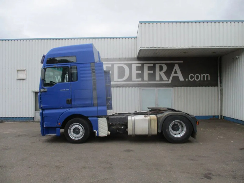 MAN TGA , FOR PARTS ONLY , NO ENGINE AND GEARBOX - Tracteur routier: photos 2 MAN TGA , FOR PARTS ONLY , NO ENGINE AND GEARBOX - Tracteur routier: photos 2
