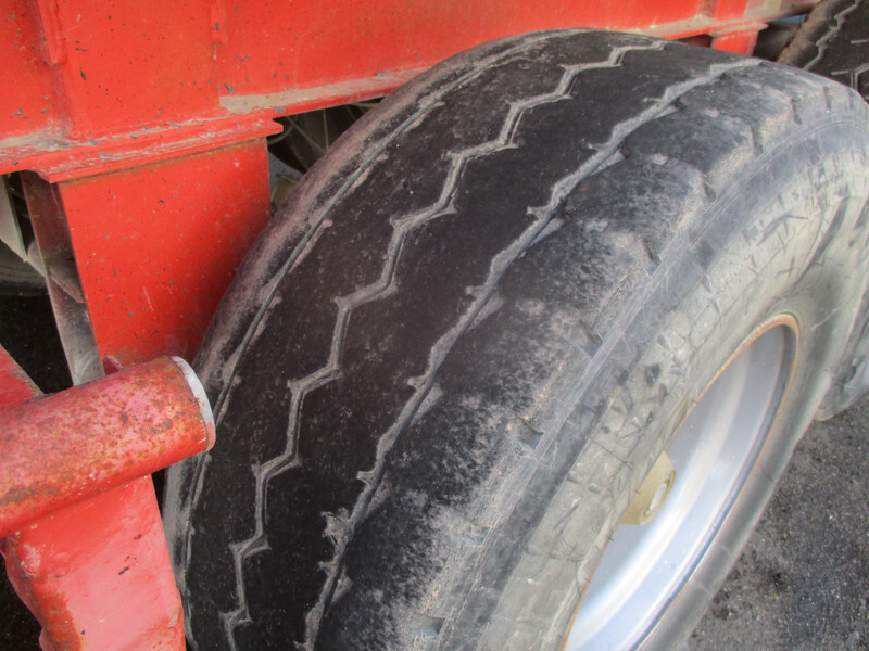 Semi-remorque benne Trailor 2 Axle , Steel tipper trailer , Spring suspension , Drum brakes: photos 8