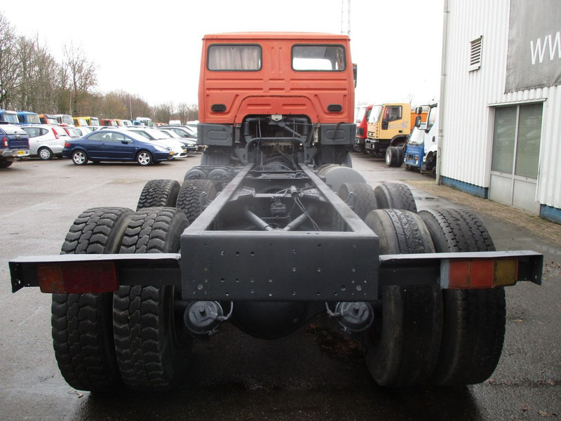 Châssis cabine Volvo F7 , 6x4 , Manual , Euro 1 , Telma Retarder , Spring suspension: photos 7