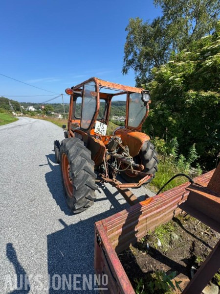 1973 Fiat 415 - Traktor med henger Skuffe og Vedkløyver - Tracteur agricole: photos 4 1973 Fiat 415 - Traktor med henger Skuffe og Vedkløyver - Tracteur agricole: photos 4