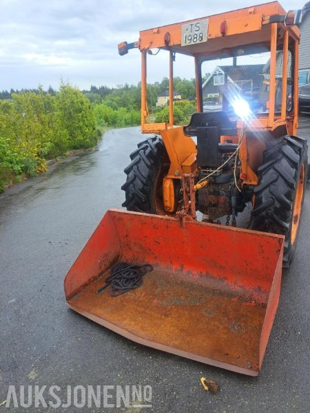 1974 Fiat 350 traktor med brøyteskjær - Tracteur agricole: photos 4 1974 Fiat 350 traktor med brøyteskjær - Tracteur agricole: photos 4