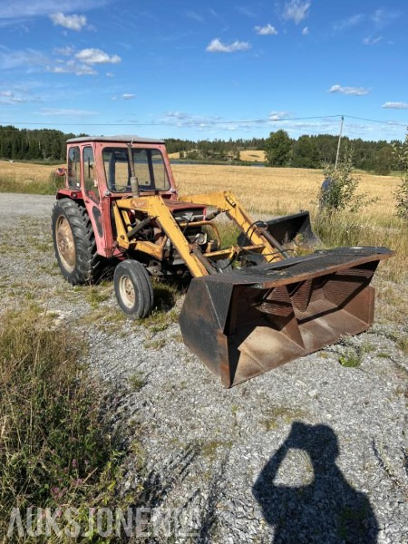 1976 Massey Ferguson 165 - MVA FRI - Tracteur agricole: photos 1 1976 Massey Ferguson 165 - MVA FRI - Tracteur agricole: photos 1