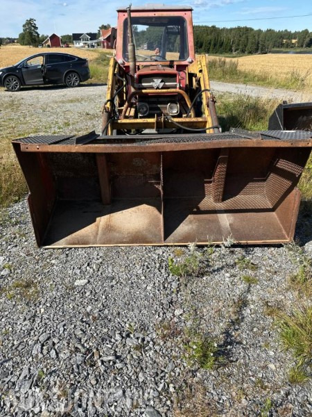 1976 Massey Ferguson 165 - MVA FRI - Tracteur agricole: photos 2 1976 Massey Ferguson 165 - MVA FRI - Tracteur agricole: photos 2