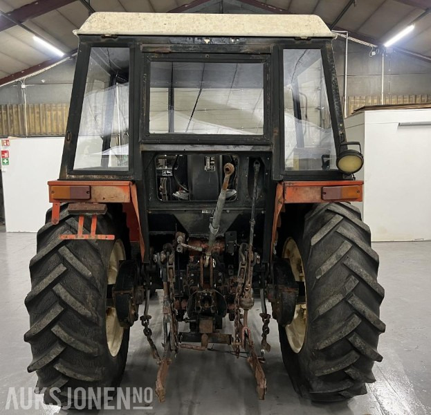 1983 Zetor 7045 - Tracteur agricole: photos 5 1983 Zetor 7045 - Tracteur agricole: photos 5