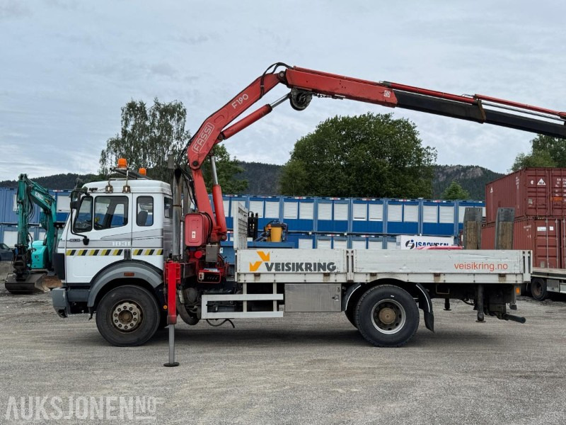 1994 Mercedes-Benz 1831 45 kranbil - Camion grue: photos 2 1994 Mercedes-Benz 1831 45 kranbil - Camion grue: photos 2