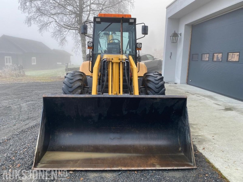 1995 TRAKTORGRAVER - MF 965 FERMEC MVA FRI - Tractopelle: photos 2 1995 TRAKTORGRAVER - MF 965 FERMEC MVA FRI - Tractopelle: photos 2