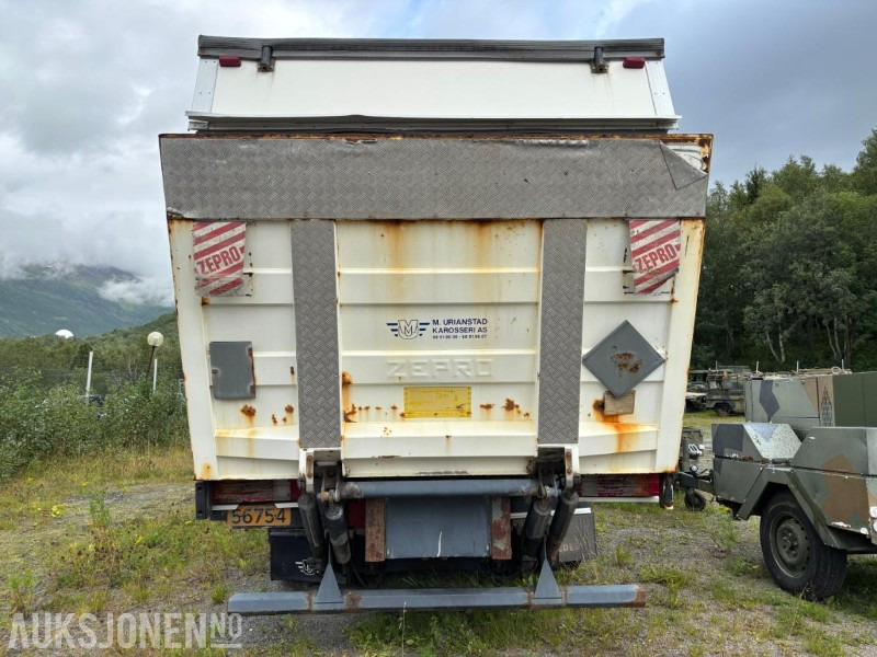 1998 Mercedes-Benz Actros 1831 L/48 skapbil - Camion fourgon: photos 4 1998 Mercedes-Benz Actros 1831 L/48 skapbil - Camion fourgon: photos 4