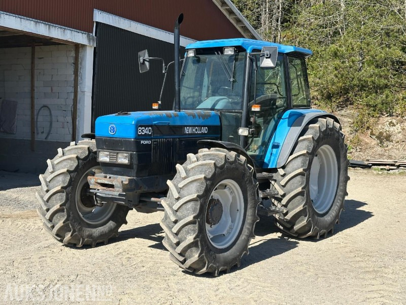 1998 New Holland 8340 SLE - Traktor - Tracteur agricole: photos 1 1998 New Holland 8340 SLE - Traktor - Tracteur agricole: photos 1