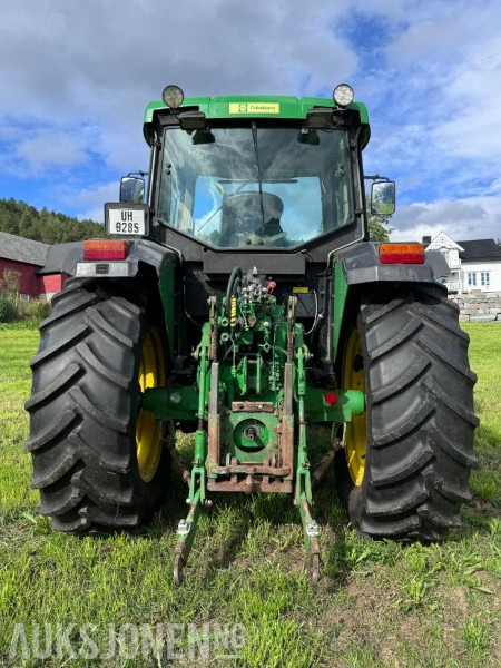 2002 John Deere 6210 - 4x4 - 40 km/t - 105 hk - Tracteur agricole: photos 5 2002 John Deere 6210 - 4x4 - 40 km/t - 105 hk - Tracteur agricole: photos 5