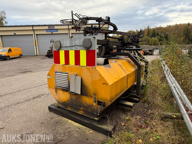 2002 MEC-TEC Skiltvaskemaskin - Rep.objekt - Matériel de chantier: photos 3 2002 MEC-TEC Skiltvaskemaskin - Rep.objekt - Matériel de chantier: photos 3