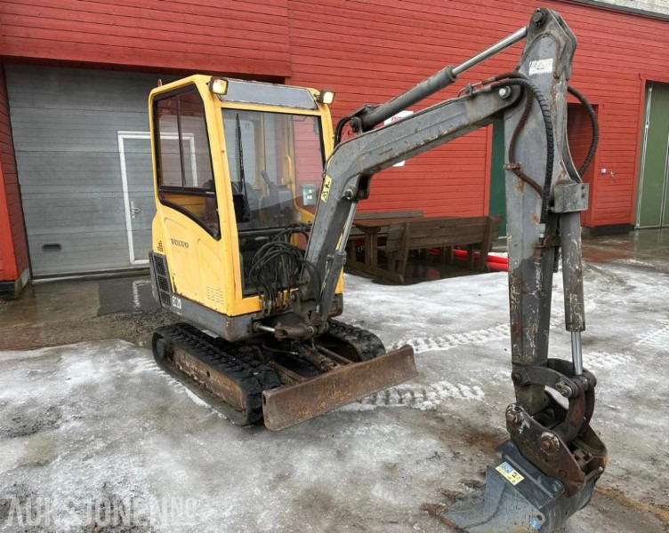 2002 Volvo EC20xt minigraver PUSSESKUFFE TANNSKUFFE MVA FRI 7136 timer - Mini pelle: photos 3 2002 Volvo EC20xt minigraver PUSSESKUFFE TANNSKUFFE MVA FRI 7136 timer - Mini pelle: photos 3