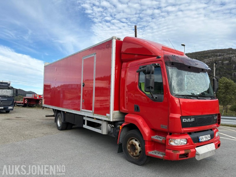 2003 DAF LF - Camion fourgon: photos 4 2003 DAF LF - Camion fourgon: photos 4