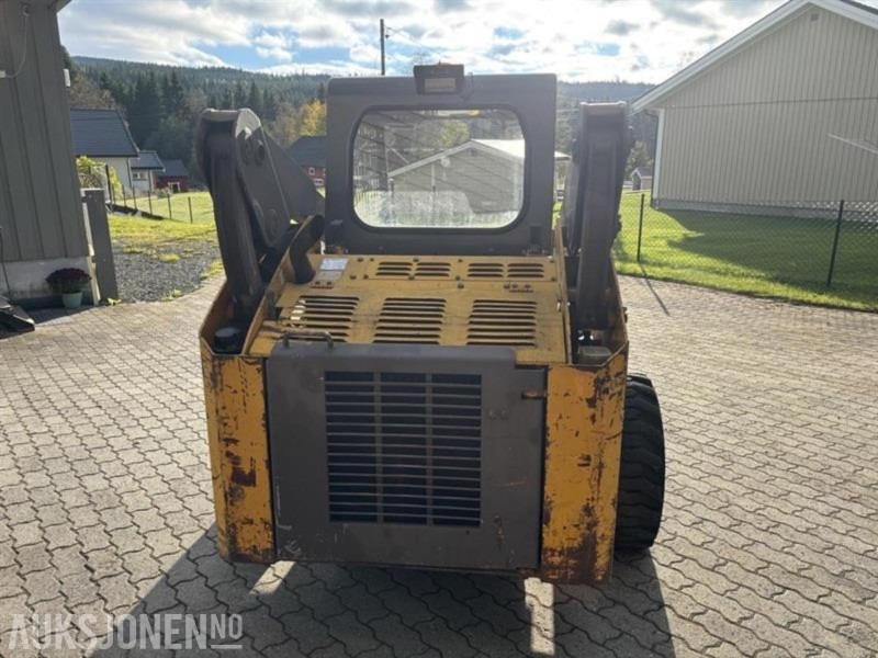 2003 Daewoo DSL 702 Kompaktlaster - Mini chargeuse: photos 4 2003 Daewoo DSL 702 Kompaktlaster - Mini chargeuse: photos 4