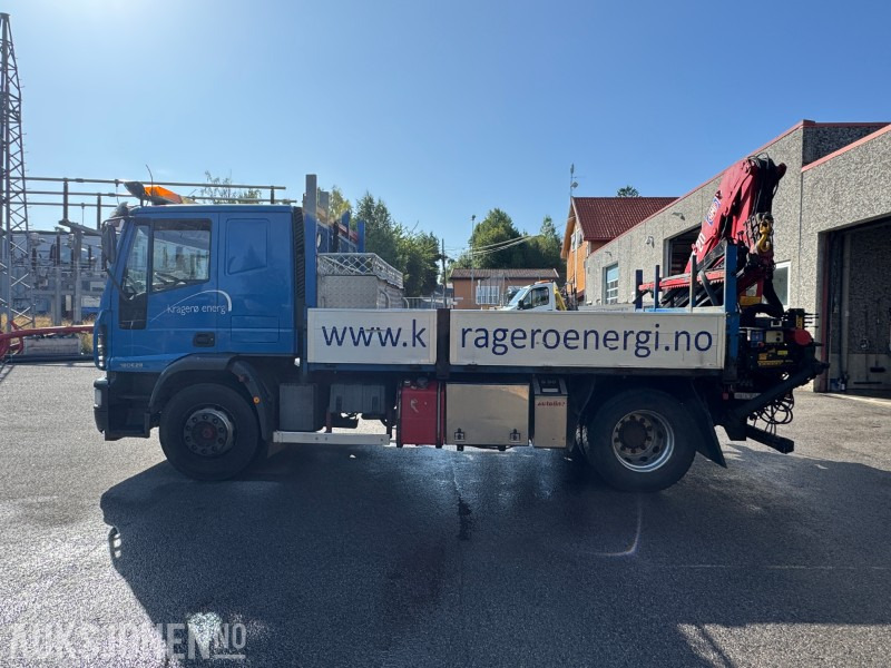 Camion grue 2005 Iveco Eurocargo - Kranbil - HMF1320 K4 kran: photos 9