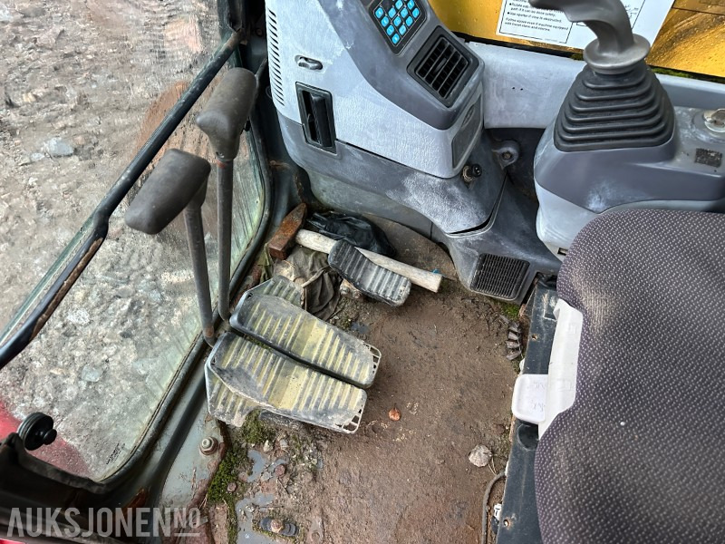 Pelle 2005 Komatsu PC228USLC-3K gravemaskin // graveskuffe // opplegg til rotortilt: photos 32