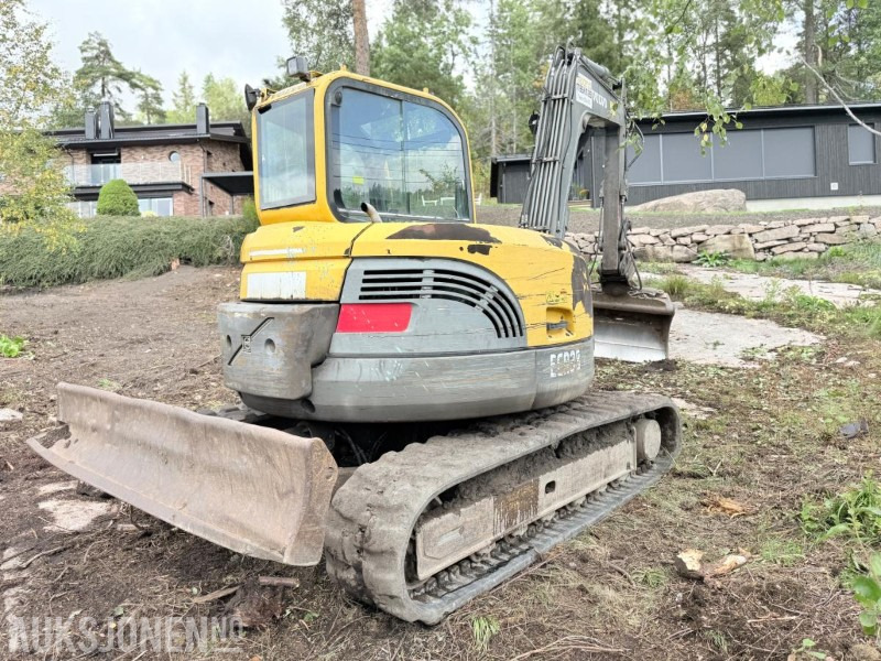 2005 Volvo ECR88 gravemaskin / 3 skuffer / Bomsving - Pelle: photos 5 2005 Volvo ECR88 gravemaskin / 3 skuffer / Bomsving - Pelle: photos 5