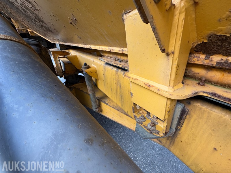 Tombereau 2006 mod Volvo A35D - sorte skilter - 18 182 timer - 89 085 km: photos 18