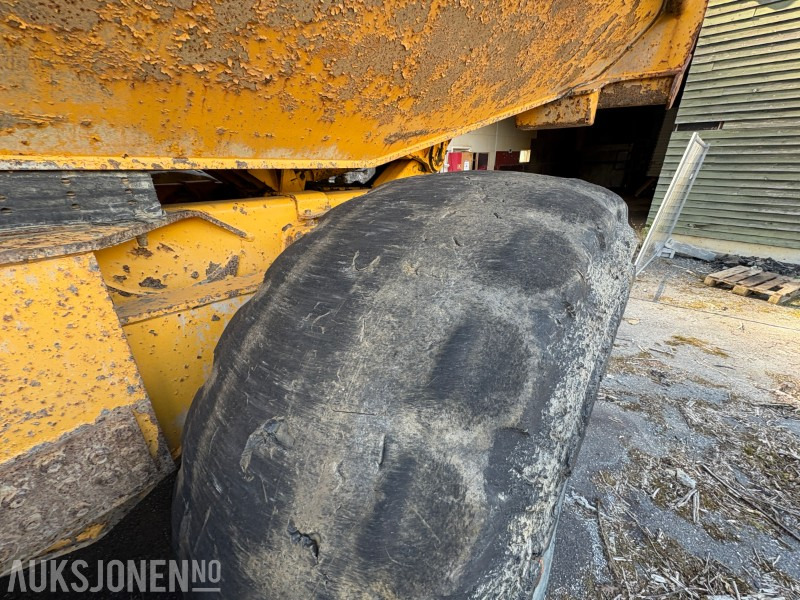 Tombereau 2006 mod Volvo A35D - sorte skilter - 18 182 timer - 89 085 km: photos 7