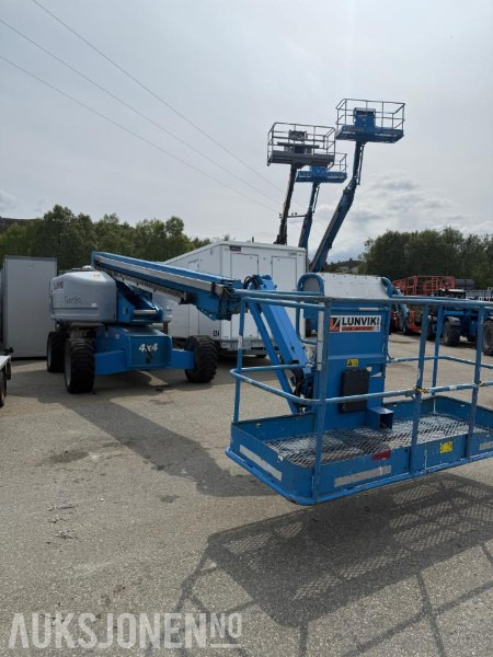 2008 Genie S-65 Teleskopisk bomlift - 4x4 - Nacelle: photos 3 2008 Genie S-65 Teleskopisk bomlift - 4x4 - Nacelle: photos 3