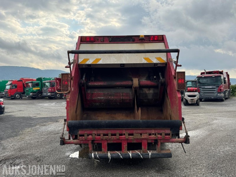 2009 Scania P-serie renovasjonsbil / NTM påbygg - Benne à ordures ménagères: photos 4 2009 Scania P-serie renovasjonsbil / NTM påbygg - Benne à ordures ménagères: photos 4