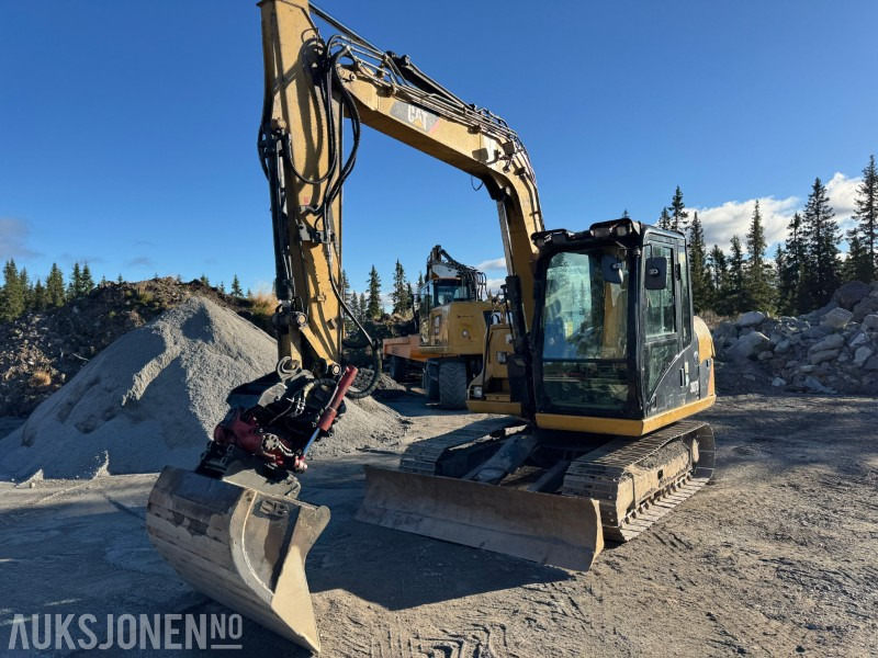 2010 Cat 307D GRAVEMASKIN, TILTROTATOR, 2 SKUFFER, DIESELVARMER - Pelle: photos 3 2010 Cat 307D GRAVEMASKIN, TILTROTATOR, 2 SKUFFER, DIESELVARMER - Pelle: photos 3