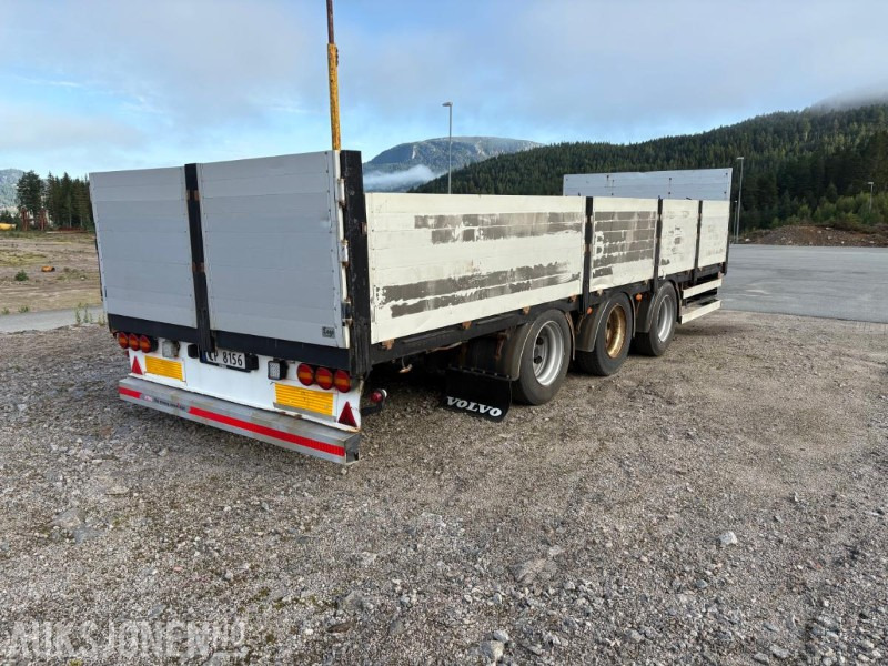 2010 Istrail 3 akslet plankjerre - Camion plateau: photos 5 2010 Istrail 3 akslet plankjerre - Camion plateau: photos 5