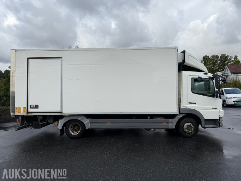 2010 Mercedes-Benz Atego 818 skapbil m/ Thermo King og Zepro bakløft - Camion fourgon: photos 4 2010 Mercedes-Benz Atego 818 skapbil m/ Thermo King og Zepro bakløft - Camion fourgon: photos 4