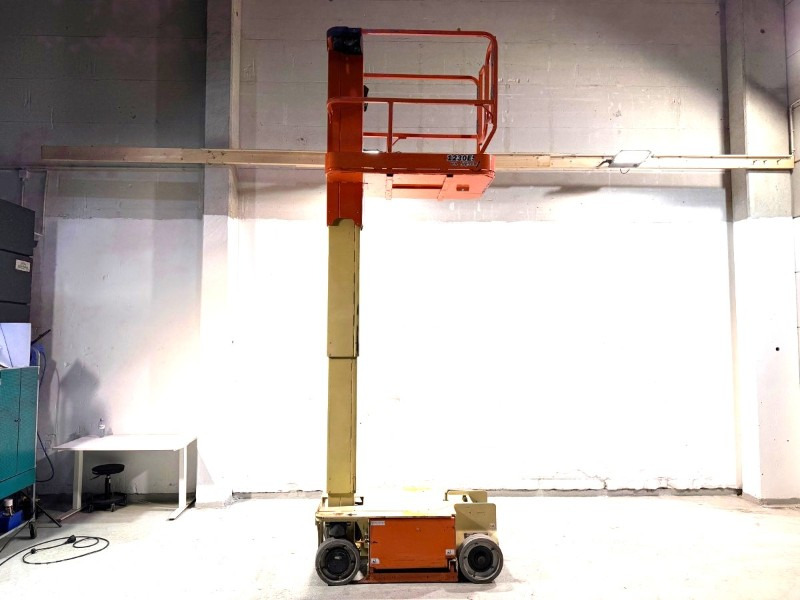 2011 JLG 1230ES Elektrisk mastelift med 5,6 m arbeidshøyde - Nacelle: photos 1 2011 JLG 1230ES Elektrisk mastelift med 5,6 m arbeidshøyde - Nacelle: photos 1