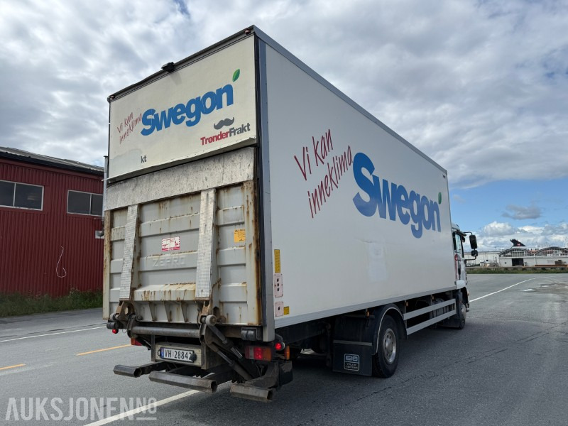 2011 MAN TGM 15.290 4X2 skapbil - Full sideåpning - Zepro bakløft - Camion fourgon: photos 4 2011 MAN TGM 15.290 4X2 skapbil - Full sideåpning - Zepro bakløft - Camion fourgon: photos 4