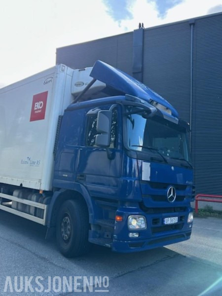 2012 Mercedes-Benz ACTROS skapbil/thermo med frys - Bilen har full service historikk - 573000 km. - Camion fourgon: photos 3 2012 Mercedes-Benz ACTROS skapbil/thermo med frys - Bilen har full service historikk - 573000 km. - Camion fourgon: photos 3