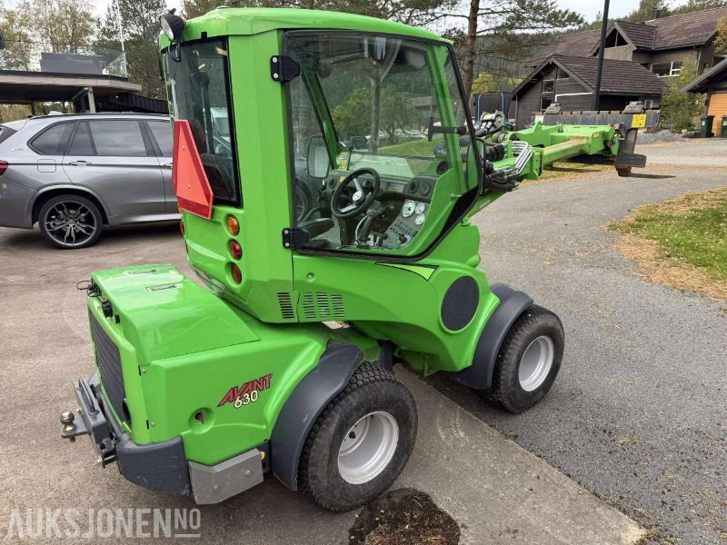 2013 Avant 630 kompaktlaster med snøfres, feiekost, gressklipper, pallegaffel, grusskuffe - mva fritt - Mini chargeuse: photos 5 2013 Avant 630 kompaktlaster med snøfres, feiekost, gressklipper, pallegaffel, grusskuffe - mva fritt - Mini chargeuse: photos 5