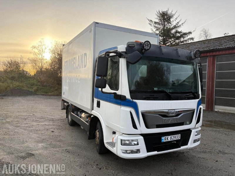 2013 MAN TGL8 220 4X2 Euro6T 3 seter servicevogn C1-reg. - Camion fourgon: photos 3 2013 MAN TGL8 220 4X2 Euro6T 3 seter servicevogn C1-reg. - Camion fourgon: photos 3