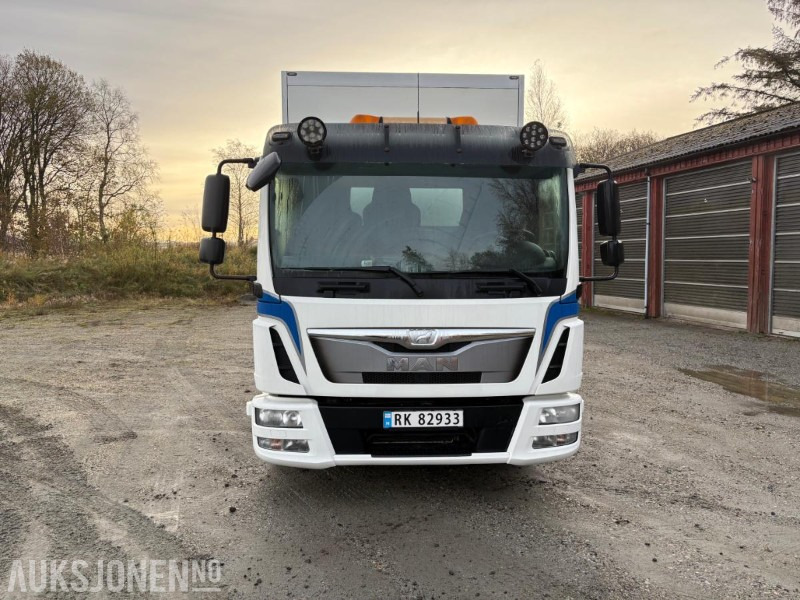 2013 MAN TGL8 220 4X2 Euro6T 3 seter servicevogn C1-reg. - Camion fourgon: photos 2 2013 MAN TGL8 220 4X2 Euro6T 3 seter servicevogn C1-reg. - Camion fourgon: photos 2