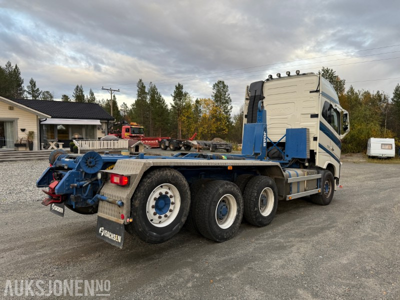 2013 Volvo FH16 750 8X4 - 430 000km - Krokbil - Kran hydraulikk - Brøyteplate - Camion ampliroll: photos 5 2013 Volvo FH16 750 8X4 - 430 000km - Krokbil - Kran hydraulikk - Brøyteplate - Camion ampliroll: photos 5