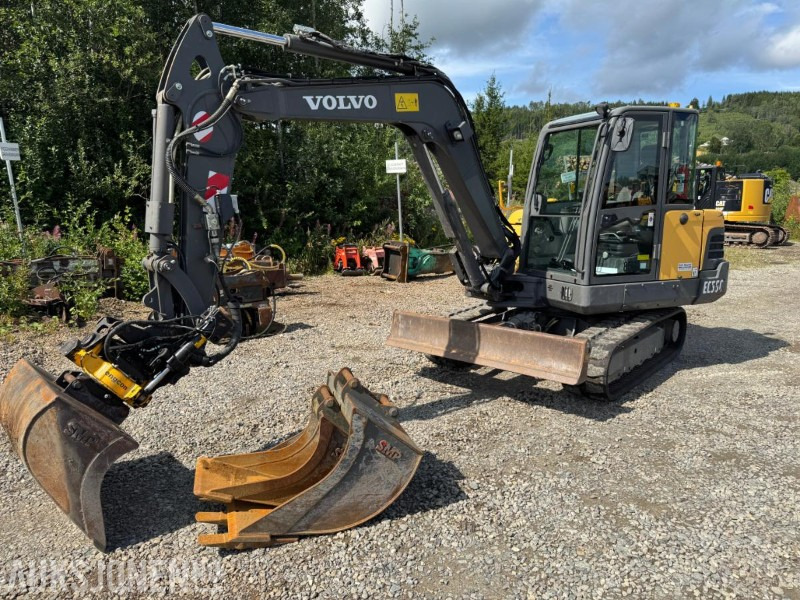 2015 Volvo EC55C GRAVEMASKIN MED KUN 1556 TIMER PÅ TELLEREN - Pelle: photos 2 2015 Volvo EC55C GRAVEMASKIN MED KUN 1556 TIMER PÅ TELLEREN - Pelle: photos 2
