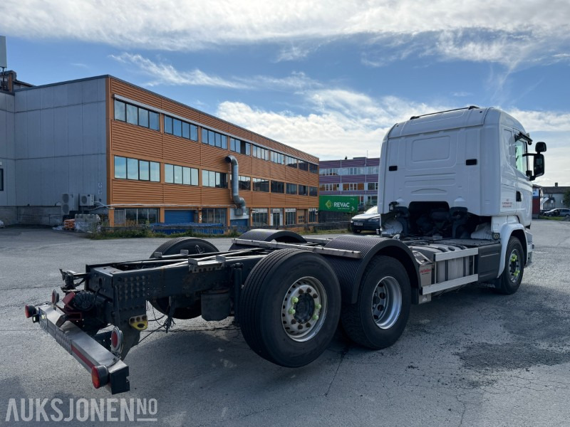 2016 Scania R580 6x2 chassis– 563.505 km / VBG / helluft - Camion citerne: photos 5 2016 Scania R580 6x2 chassis– 563.505 km / VBG / helluft - Camion citerne: photos 5