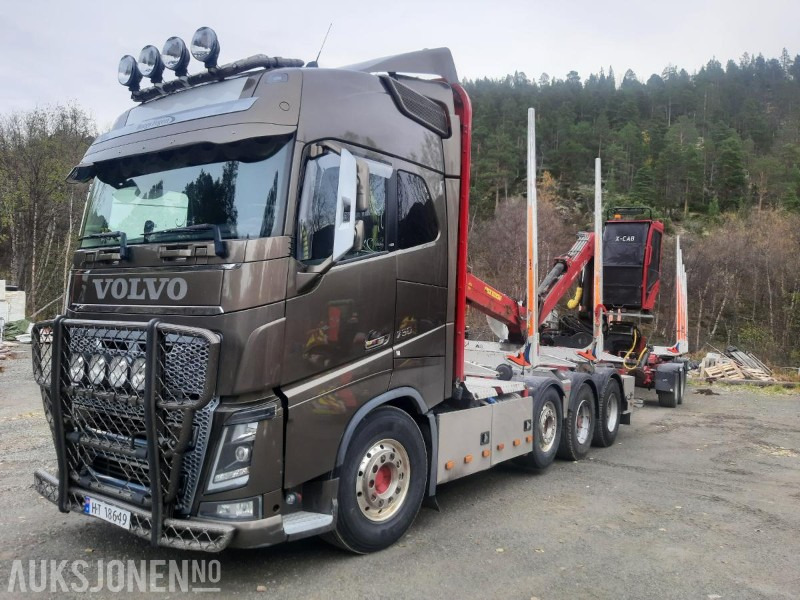 Camion grumier, Camion grue 2016 Volvo FH16 750 Tømmervogntog