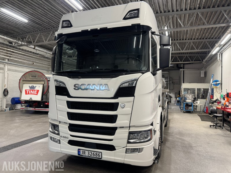 2017 Scania R580 TANKBIL, EURO 6, 14000 LITER TANK - Camion citerne: photos 2 2017 Scania R580 TANKBIL, EURO 6, 14000 LITER TANK - Camion citerne: photos 2