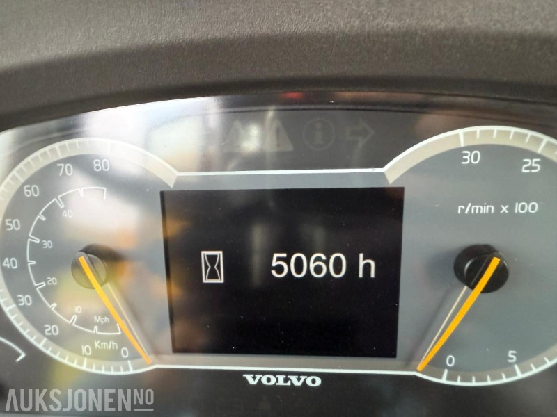 Tombereau 2017 Volvo A25G Dumper - 5181 timer - Brede dekk - Høy front gavel: photos 22 Tombereau 2017 Volvo A25G Dumper - 5181 timer - Brede dekk - Høy front gavel: photos 22