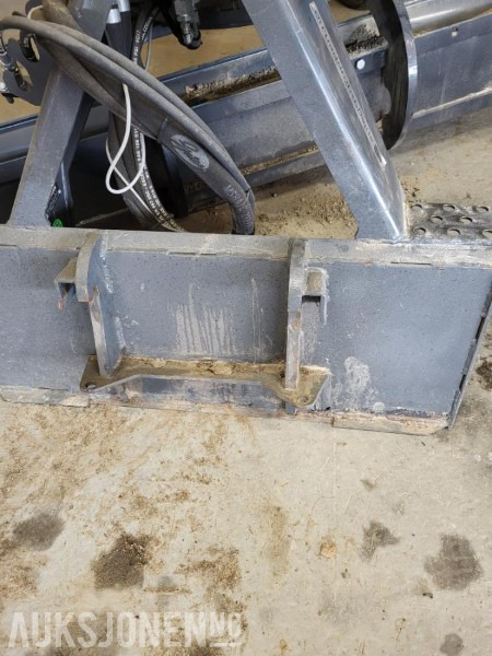2018 Bobcat Grader 213 - Veiskrape til Bobcat - Matériel de chantier: photos 2 2018 Bobcat Grader 213 - Veiskrape til Bobcat - Matériel de chantier: photos 2
