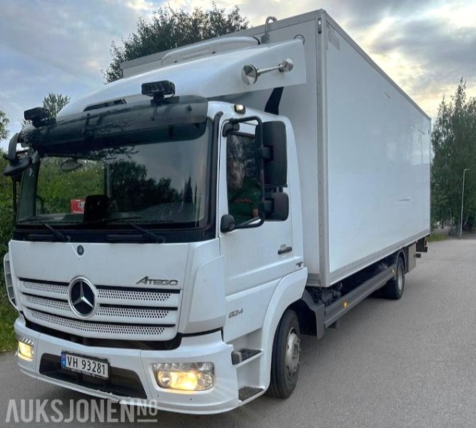 2018 Mercedes-Benz ATEGO 824 lastebil automat 16 paller - Camion fourgon: photos 1 2018 Mercedes-Benz ATEGO 824 lastebil automat 16 paller - Camion fourgon: photos 1