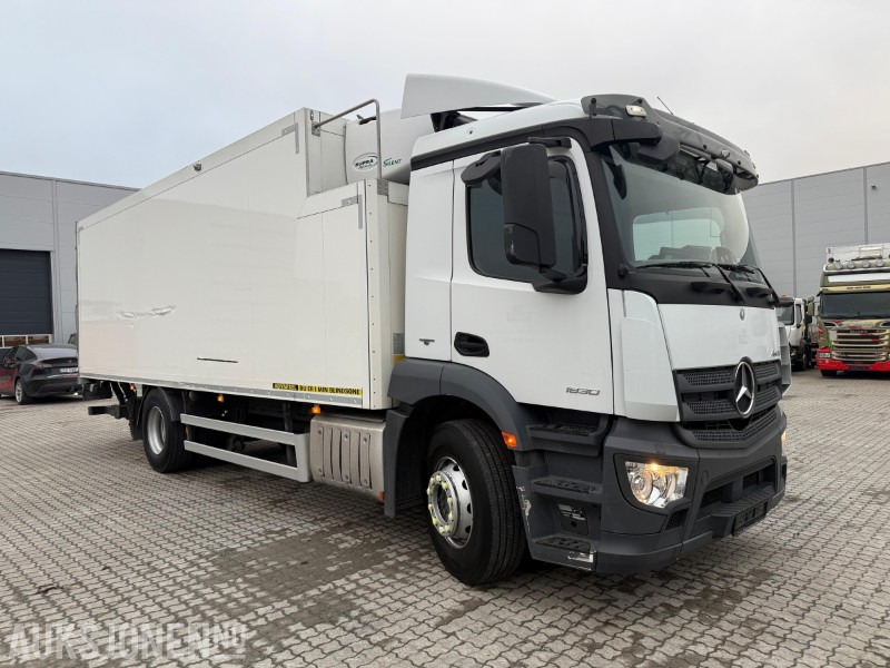 2018 Mercedes-Benz Antos 1830 skapbil, med kjøling, 360-kamera, baklem, multiratt, dab, fjernkontroll - Camion fourgon: photos 3 2018 Mercedes-Benz Antos 1830 skapbil, med kjøling, 360-kamera, baklem, multiratt, dab, fjernkontroll - Camion fourgon: photos 3