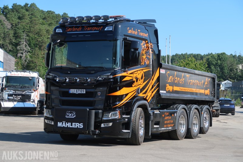 2024 Scania R590 8x4 brøyterigget krokbil m/ 24t JOAB krok - 12 000 km - serviceavtale - Camion ampliroll: photos 3 2024 Scania R590 8x4 brøyterigget krokbil m/ 24t JOAB krok - 12 000 km - serviceavtale - Camion ampliroll: photos 3