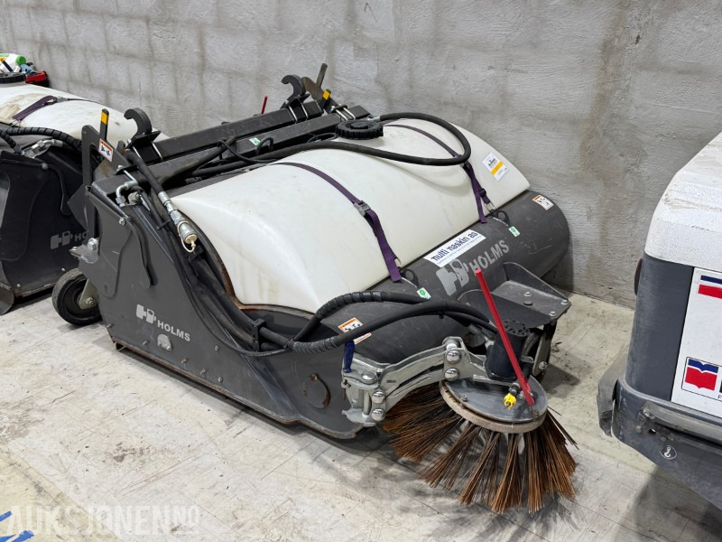 2009 Andre Holms SU-1,5 - 150cm feiemaskin / kost med trimafeste og sidebørste, lite brukt! - Accessoire pour Engins de chantier: photos 1 2009 Andre Holms SU-1,5 - 150cm feiemaskin / kost med trimafeste og sidebørste, lite brukt! - Accessoire pour Engins de chantier: photos 1