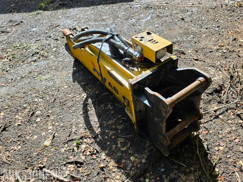 2019 AY A8 Pigghammer - Kombifeste S40/S50 - Ny pigg medfølger - Accessoire pour Engins de chantier: photos 3 2019 AY A8 Pigghammer - Kombifeste S40/S50 - Ny pigg medfølger - Accessoire pour Engins de chantier: photos 3