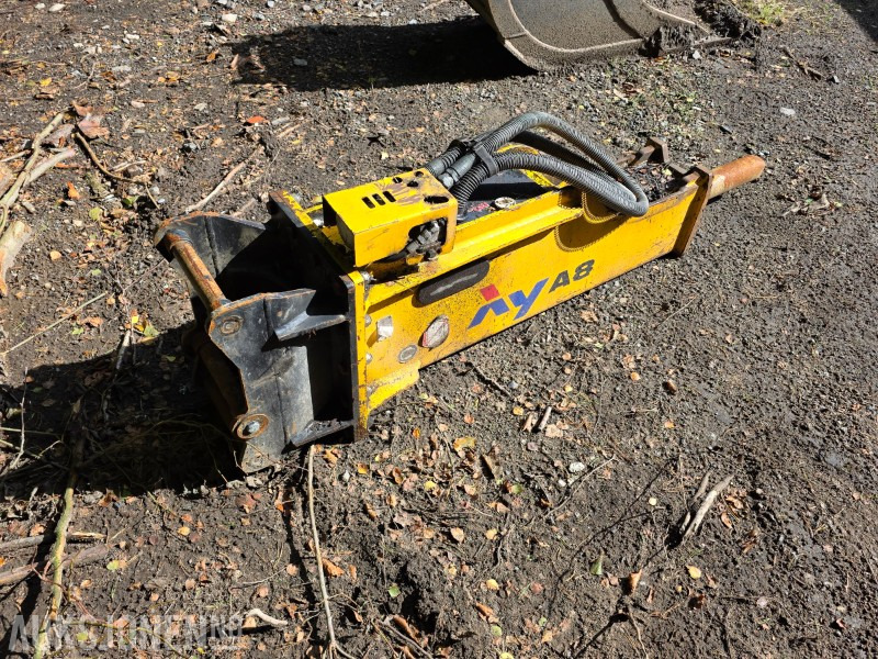 2019 AY A8 Pigghammer - Kombifeste S40/S50 - Ny pigg medfølger - Accessoire pour Engins de chantier: photos 1 2019 AY A8 Pigghammer - Kombifeste S40/S50 - Ny pigg medfølger - Accessoire pour Engins de chantier: photos 1