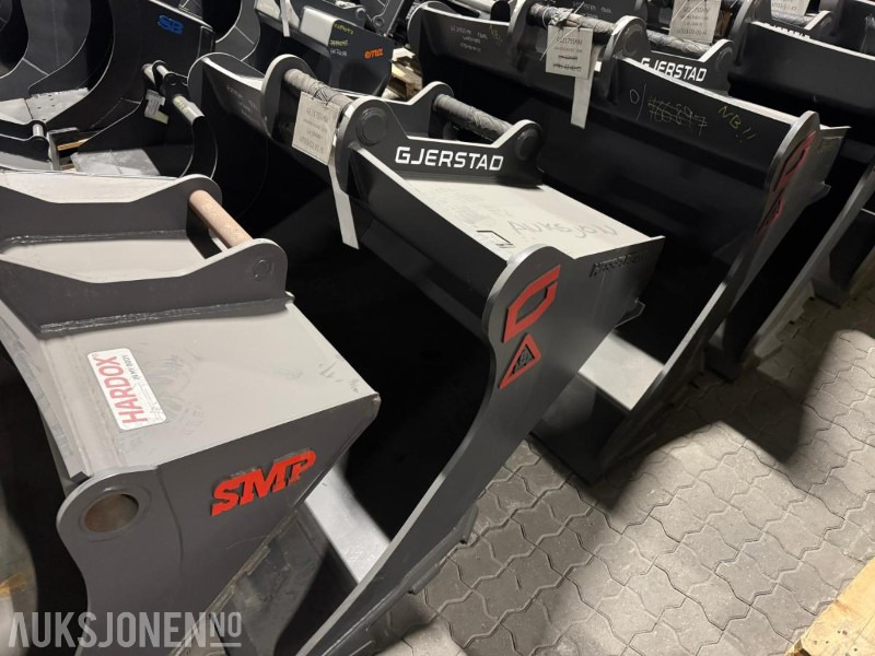 2022 Gjerstad Pusseskuff - S70 - Accessoire pour Engins de chantier: photos 2 2022 Gjerstad Pusseskuff - S70 - Accessoire pour Engins de chantier: photos 2