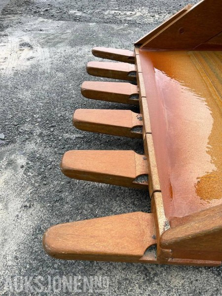 2023 Klepp Mek Graveskuffe 7000L med KM5 feste - Accessoire pour Engins de chantier: photos 5 2023 Klepp Mek Graveskuffe 7000L med KM5 feste - Accessoire pour Engins de chantier: photos 5